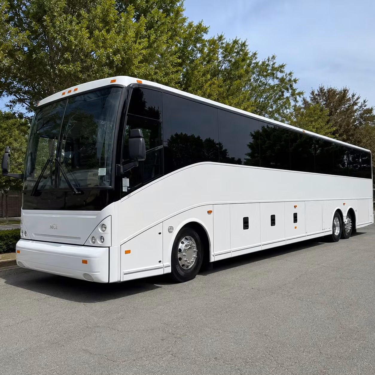 busrentalfairfield com will help corporate travel groups in fairfield get to the airport without the headache