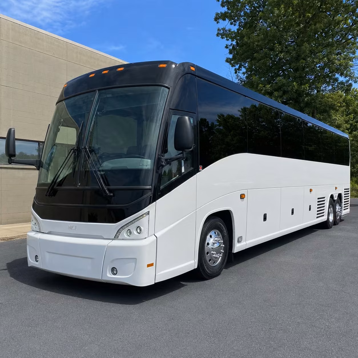 sports teams schools and church groups in fairfield rely on long distance charter buses